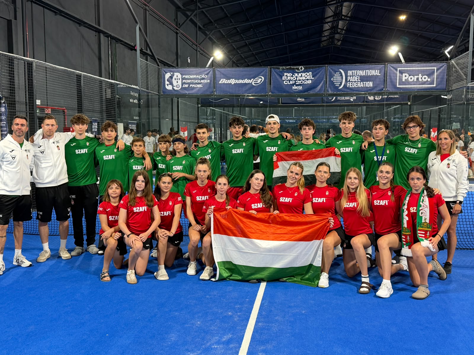 Magyar_valogatott-csapat-palyan-eles